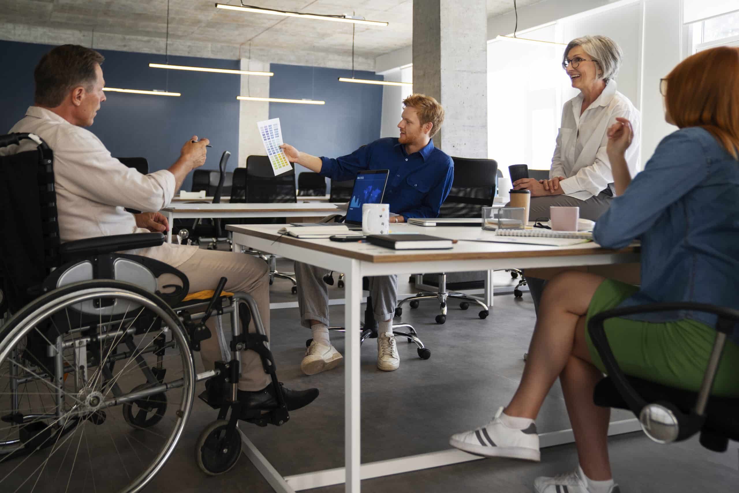accessibilité PMR dans les espaces de travail